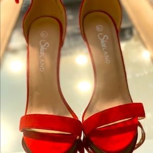 Size 6.5 Red Stiletto